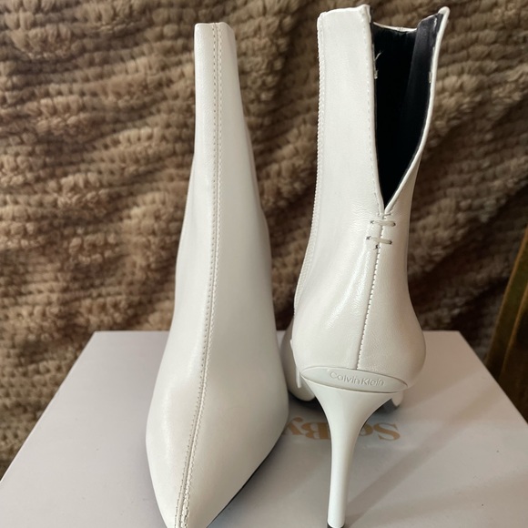 CALVIN KLEIN BOOTIES - Picture 3 of 4